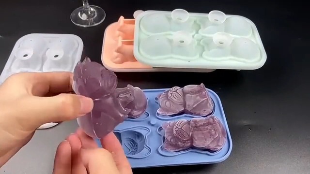 Molde para Cubos de Hielo 3D Mini Vaca Highland miniatura 7