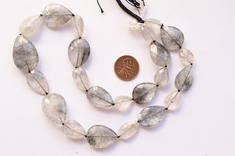 Quartz rutile noir en perles poires lisses, pierres fines d'exception pour joaillerie artisanale