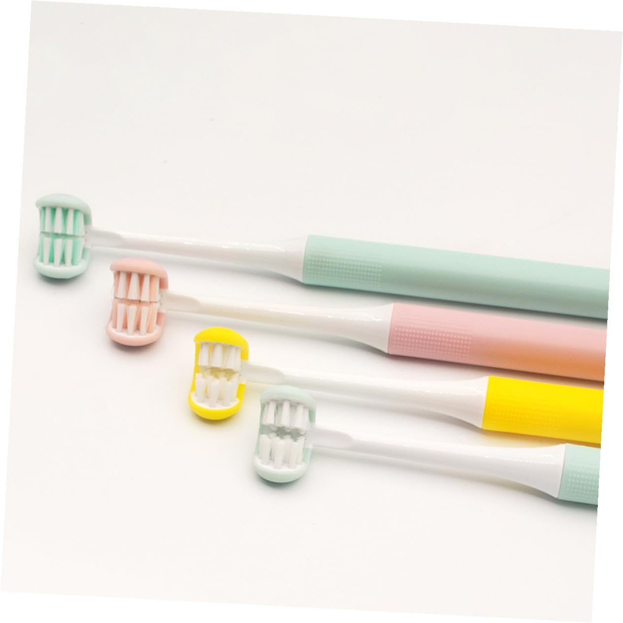 Spazzolino per Adulti 3 Lati Teste Avvolgenti U-shape in Pp Leggero e Portatile per Pulizia Orale Completa e Cura dei Denti Setole Morbide