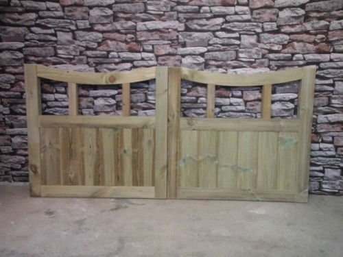 Smileswoodcraft Wooden Curve Slatted Garden Gate - 3ft H (243cm, 8ft W = 2 gates @ 121.5cm W)