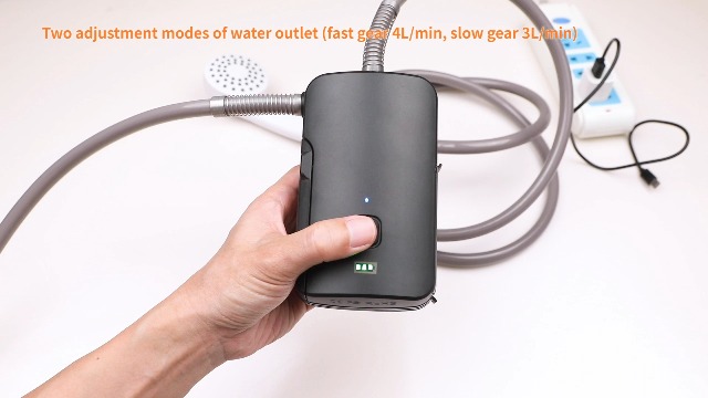 Douche Portable Extérieure Koopsmate - Batterie 4400mAh, Lumière LED, IPX6