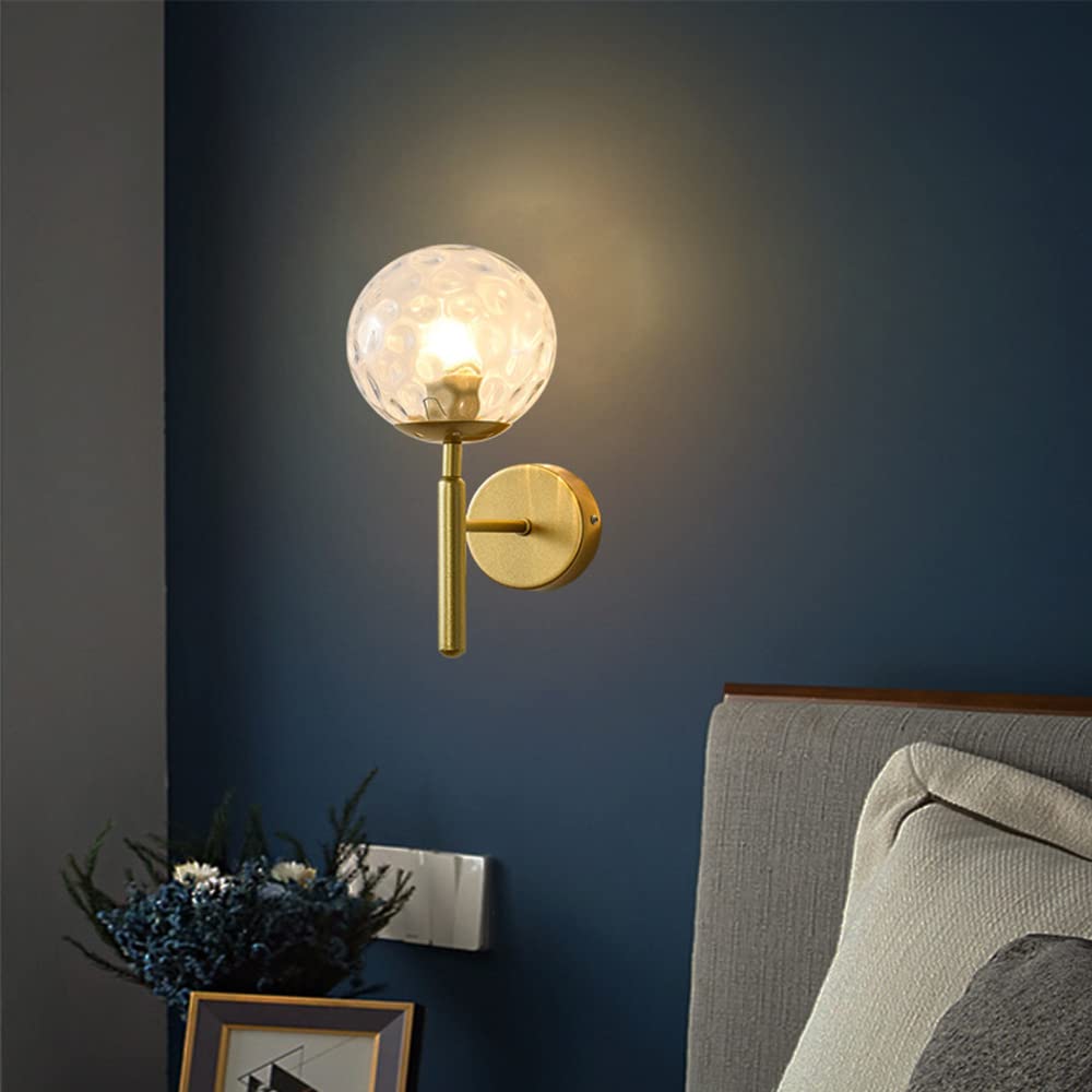 Mengjay Moderno Applique da Parete E27 industriale vintage vetro globo goccia a Lampada a Muro Lampada da Parete retrò sfera di vetro metallo dorato, per Camera da letto, Soggiorno (Trasparente)