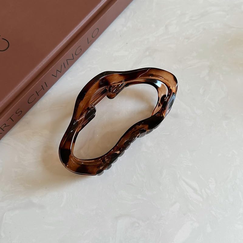 1Pack Cloud Hair Claw Clips for Women Girls Large Amber Color Acrylic Hair Clips Fashion Cloud Shaped Jaw Clip Strong Hold Hair Barrettes Non-Slip Hair Grip Clip for Wedding Party Hair Accessories - Image 3