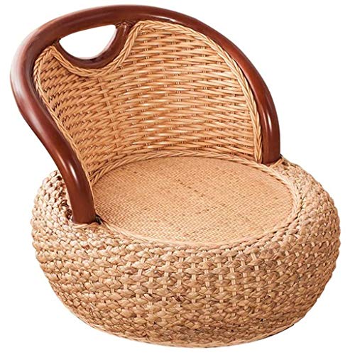 Chaise en rotin japonaise au sol avec dossier et coussin tricot