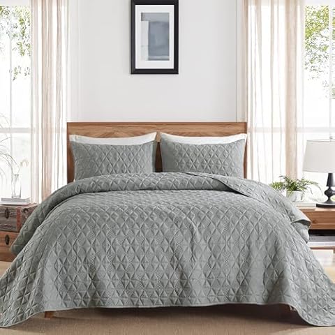 DJY Grey Quilts Queen Size, Lightweight Grey Quilts Bedding Set, Soft Bedspreads Bed Coverlets for All Seasons - (1 Quilt, 2 Pillowcases) Cover