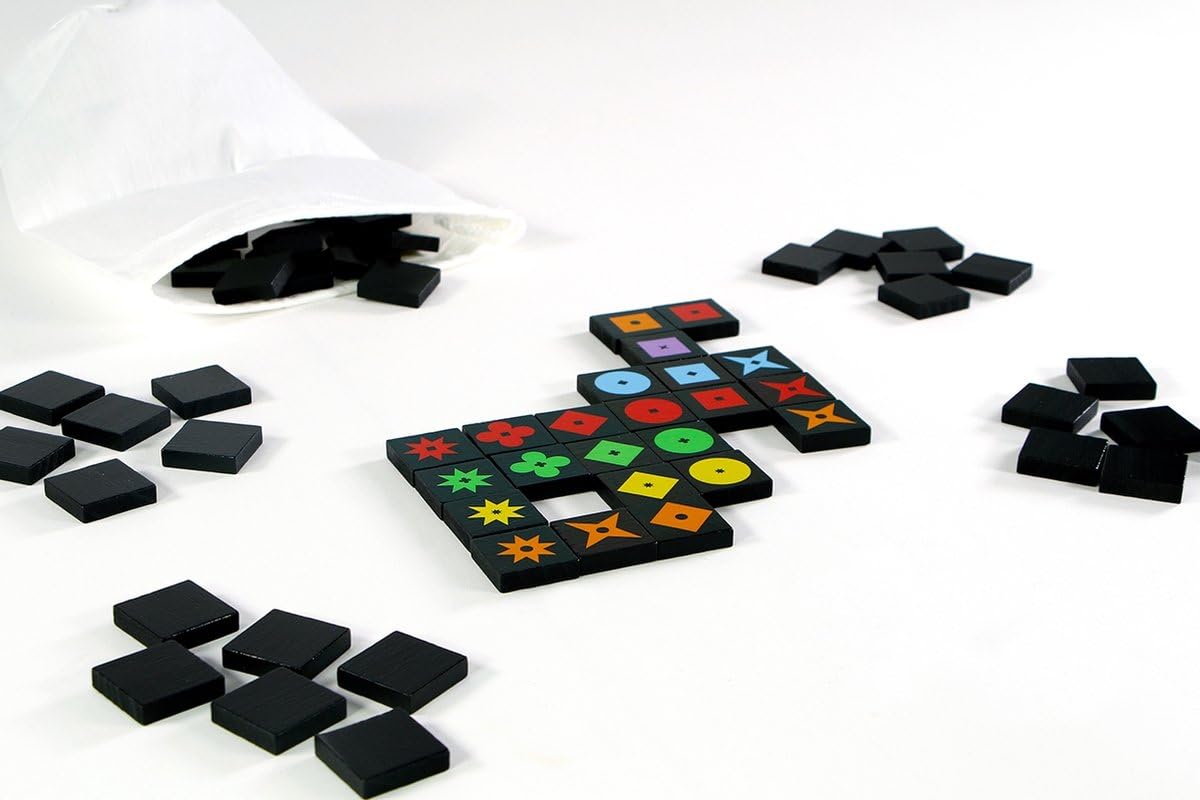 999 Games - Qwirkle - Brettspiel - Seit 2007 mehr als 15 Spielpreise gewonnen - Familienspiel - Gesellschaftsspiel - Lernspiel