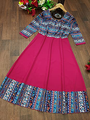 Image of OM SAI LATEST CREATION Women's Crepe Straight Printed Kurta