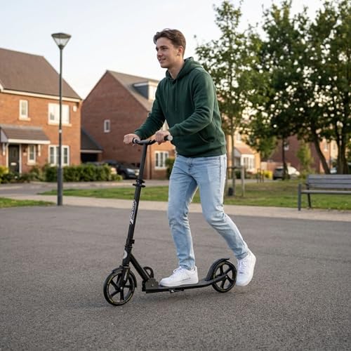Best Sporting Scooter Erwachsene und Kinder I klappbarer Roller mit Ständer I schwarz I hochwertiger City-Roller für Erwachsene I Tretroller mit Rollengröße 205 mm I ergonomischer Lenker