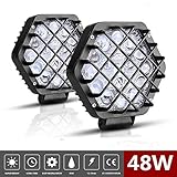 【Superhelles Fahrlicht】 5 '' rundes wasserdichtes IP67-LED-Arbeitslicht, fortschrittliche, hochwertige 100-teilige Chips strahlen 6000k hellweißes Licht aus und liefern 48W und 4800LM, wodurch die gesamte vordere dunkle Straße effektiv beleuchtet wird. Sie können links und rechts deutlicher breit sehen Aussicht. Mach das Licht an, Nacht wird Tag.