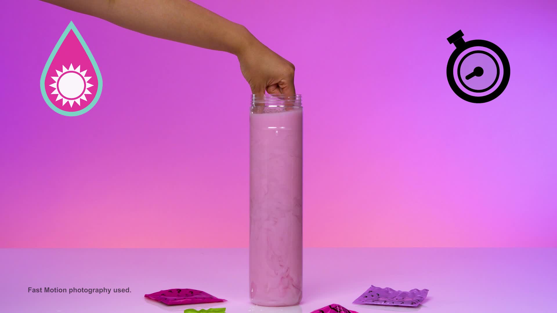 Muñeca Barbie Color Reveal – Arena Y Sol, Con 7 Sorpresas, Traje De Baño, Accesorios De Verano Y Efecto De Cambio De Color Con Agua
