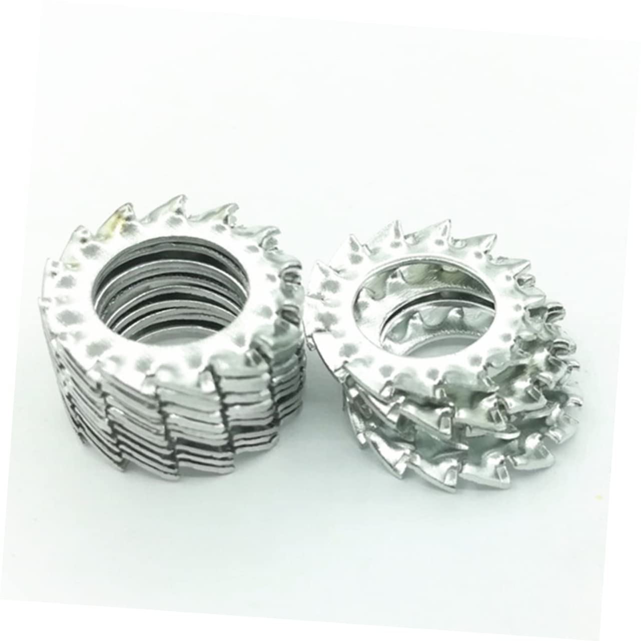 SOLUSTRE 2100stücke Galvanisierte Zähne Unterlegscheiben Externe Zahnscheiben Für Sumpfstecker Und Maschinen Praktischer Aufbewahrungsbox Für Elektrische Und Thermische Leitfähigkeit