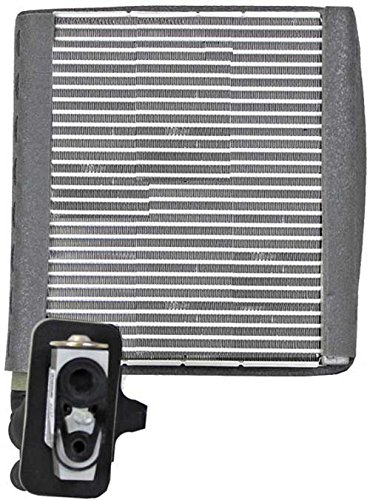 Evaporateur climatisation 8FV 351 331-331 BEHR HELLA pour un habitacle frais