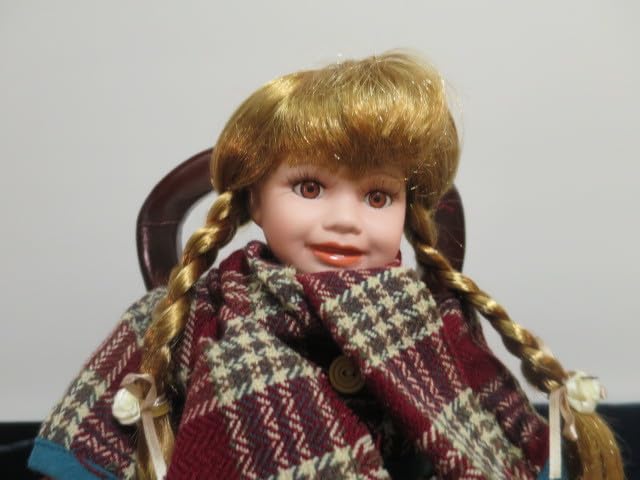 Amazon | 人形館「ドール椅子付きD-274」ビスクドール 洋人形〝ビ