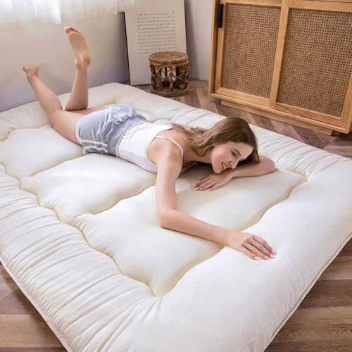 Image of MAXYOYO Japanese Floor Futon Queen Size, Thicken Tatami Mat Sleeping Pad Foldable Roll Up Mattress Trifold Pad Guest Mat, Off White