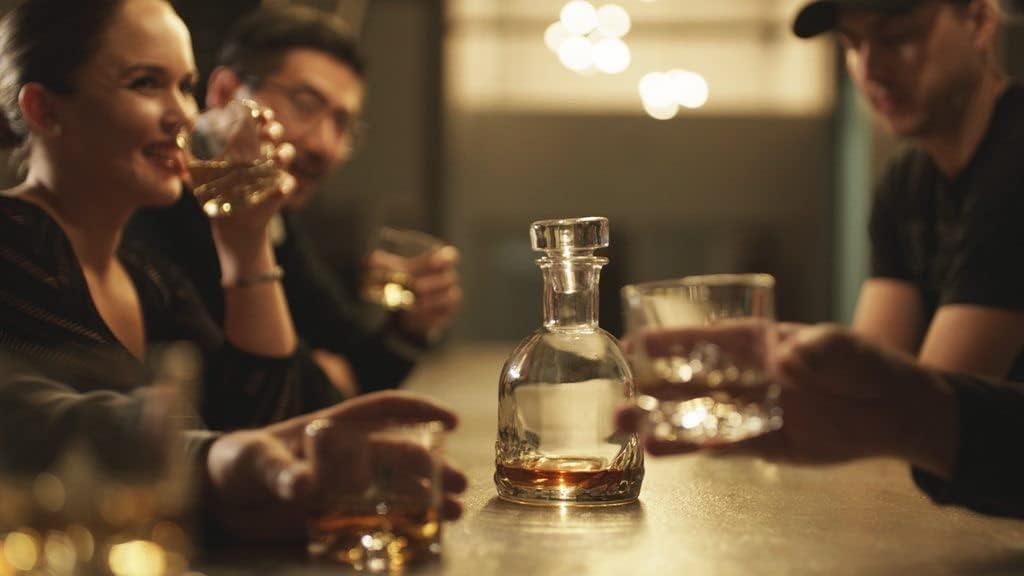 LIITON Everest Mountain Whiskey Decanter Set – 34oz Mountain Crystal Glass Decanter with 4 Old Fashioned Glasses – Premium Gift for Men – Bourbon, Scotch, and Liquor Lovers - Image 8