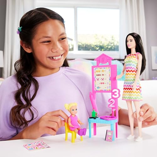 Barbie Teacher con Muñeca y Accesorios de Enseñanza miniatura 2