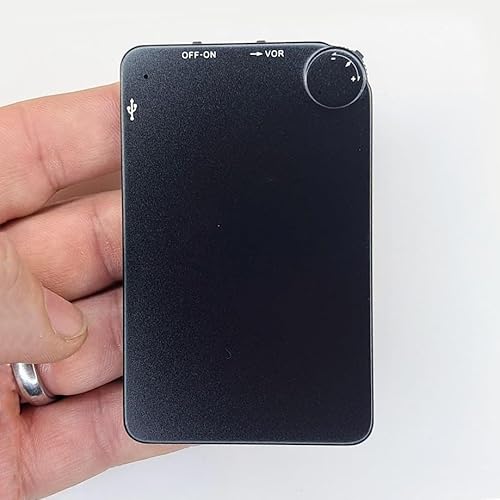 REGISTRATORE VOCALE DIGITALE ULTRA SLIM 4mm - Serie Professionale per Catturare Riunioni, Lezioni e Memo Vocali - 32GB di Memoria, Microchip DPS 150 ore con Attivazione Vocale