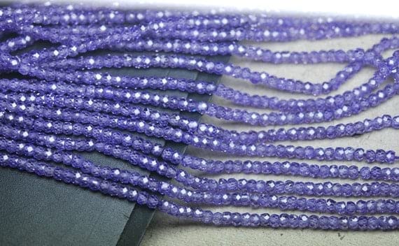 Zircon couleur kunzite facetté 3mm pour création de bijoux haute joaillerie