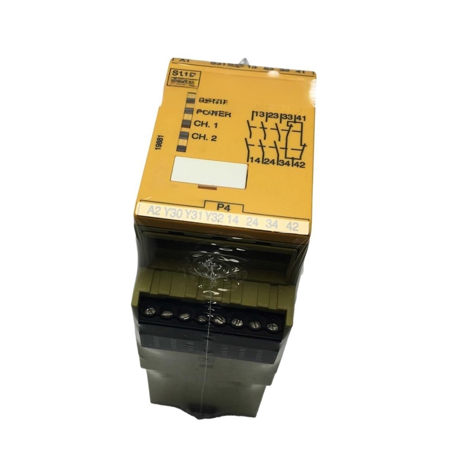 ZVQYSGIW PNOZ X3P 24VDC 24VAC 3n/o 1n/c Relay 777310