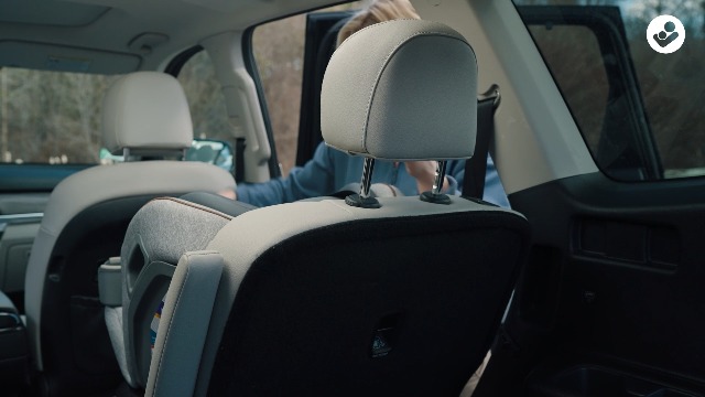 Watch Maxi-Cosi Andi 360 Rotating Car Seat: How to Install on Amazon Live