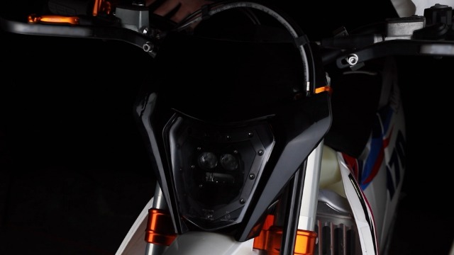 Amazon | FastPro オフロード ヘッドライト LED 汎用 ヘッドライプ