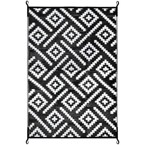 Image of Outdoor Reversible Rugs, Plastic Straw Area Mats, Modern Large Floor Rugs for RV, Patio, Backyard, Deck, Picnic, Beach, Trailer, Camping (Black & White, 4'x6')