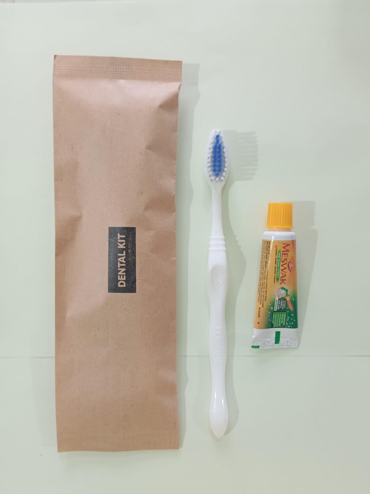 hotel dental kit (single tooth brush & tooth paste) pack of 100 pcs/toiletries 100 sets/guest amenity kit/bio-degradable paper pouches