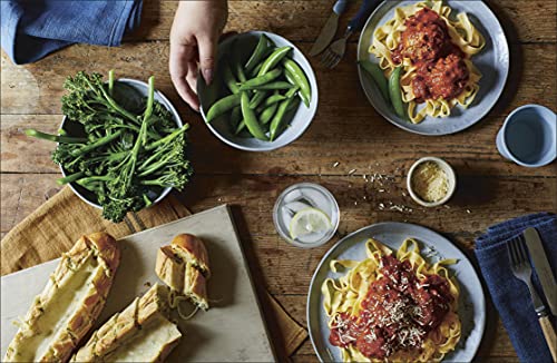 Family Comforts: Simple, Heartwarming Food to Enjoy Together - From the Bestselling Author of What M