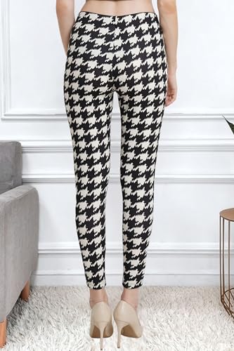 Image of Women Black & White Printed Solid Mid Rise Body Fitted Jeggings