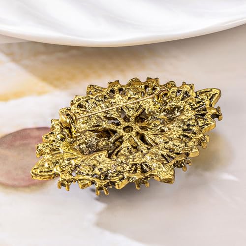 Image of Vintage Art Deco Crystal Rhinestone Brooch Pin for Women