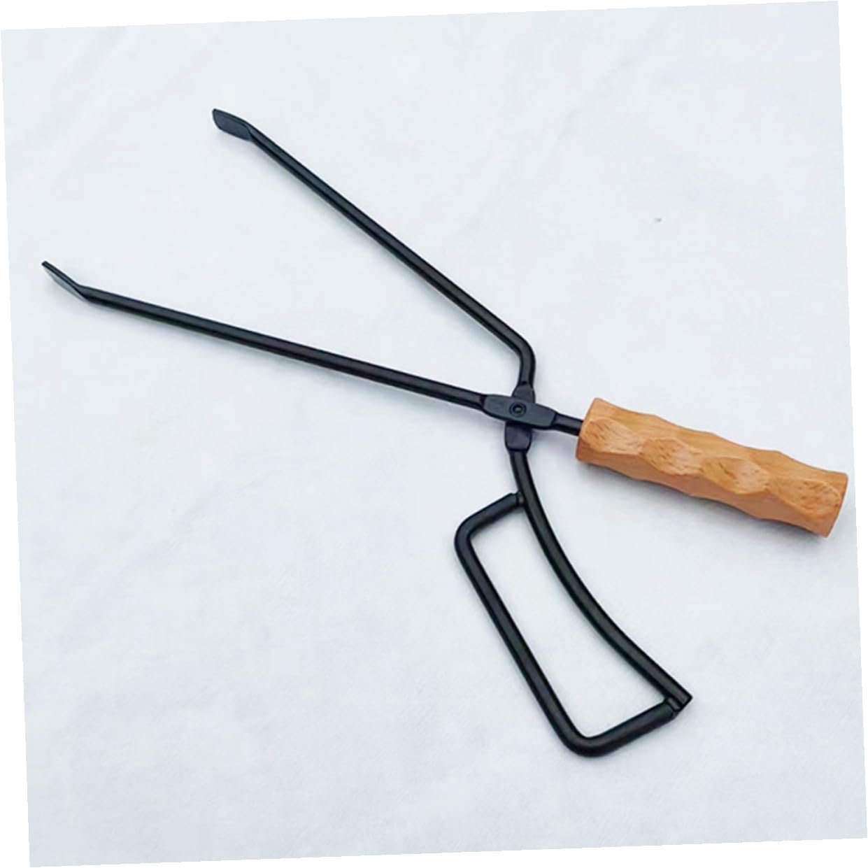 TOYANDONA Pinza per Barbecue da Campeggio in Ferro e Legno, Morsetto per Carbone Allungata Impugnatura Ergonomica Antiscottatura, Attrezzo Multifunzione per Esterno e Falò