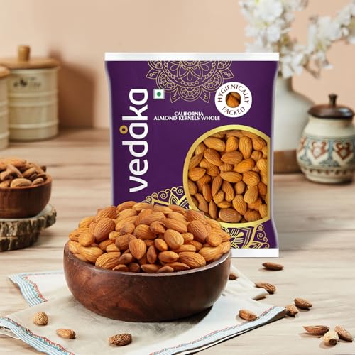 Image of Amazon Brand - Vedaka Almonds | 1 Kg | California Almonds | 100% Natural Badam Giri | Rich In Protein & Dietary Fiber | Crunchy Texture & Delicious Nutty Flavour | No Added Preservatives