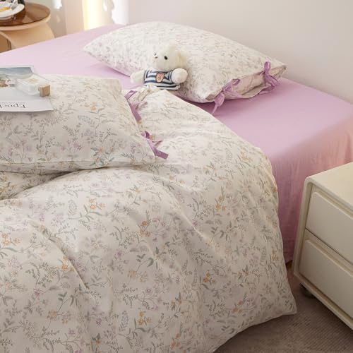 Image of LifeTB Vintage Floral Comforter Set King, Cottagecore Aesthetic Cute Flower Pattern Comforter for All Seasons, Lightweight Coquette Bedding Set Flowers Botanical Comforter with 2 Bow Ties Pillowcases