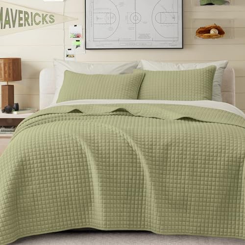 Image of Wonderful 2 Piece Waffle Weave Quilt Set Twin Size, Sage Lightweight Bedspread Coverlet for All Season, Ultra Soft Microfiber Bedding Set with Pillow Sham, Waffle Pattern Quilted Design 68 inchx86 inch | Breathable & Cozy