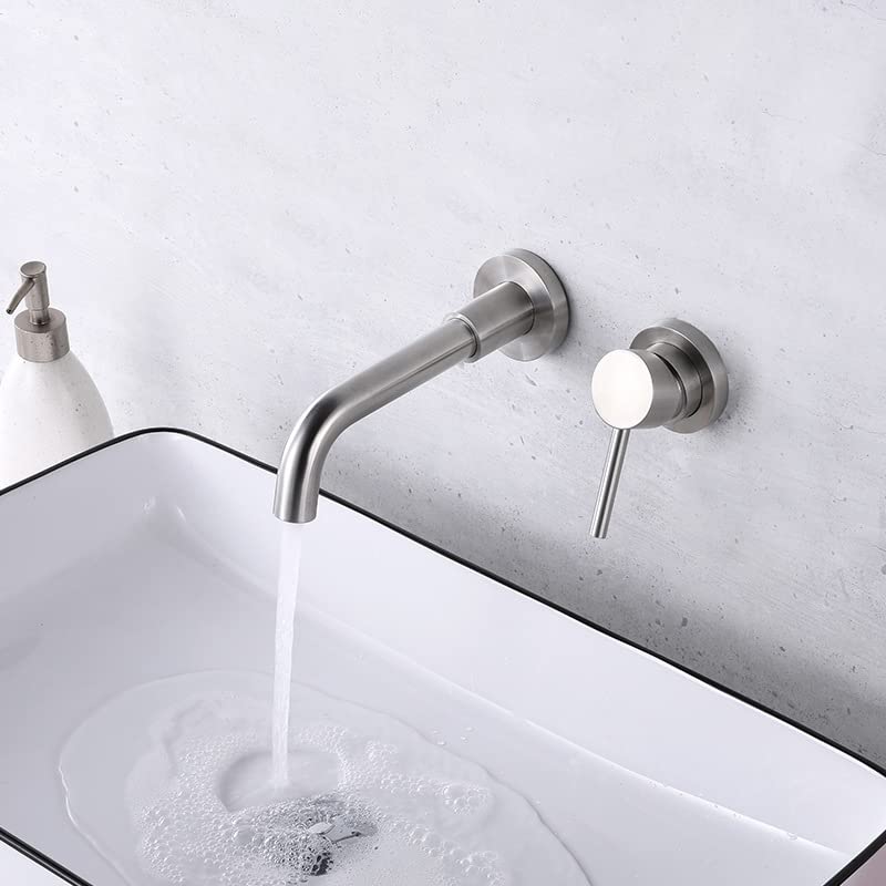 Grifo de pared para lavabo que elimina salpicaduras y optimiza baños pequeños 5