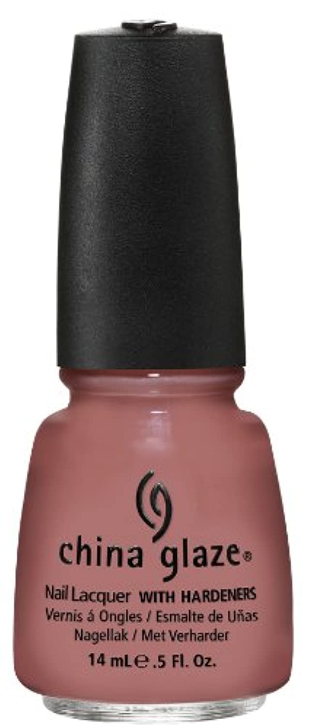 China GlazeNail Lacquer, Dress Me Up, 0.5 Fluid Ounce