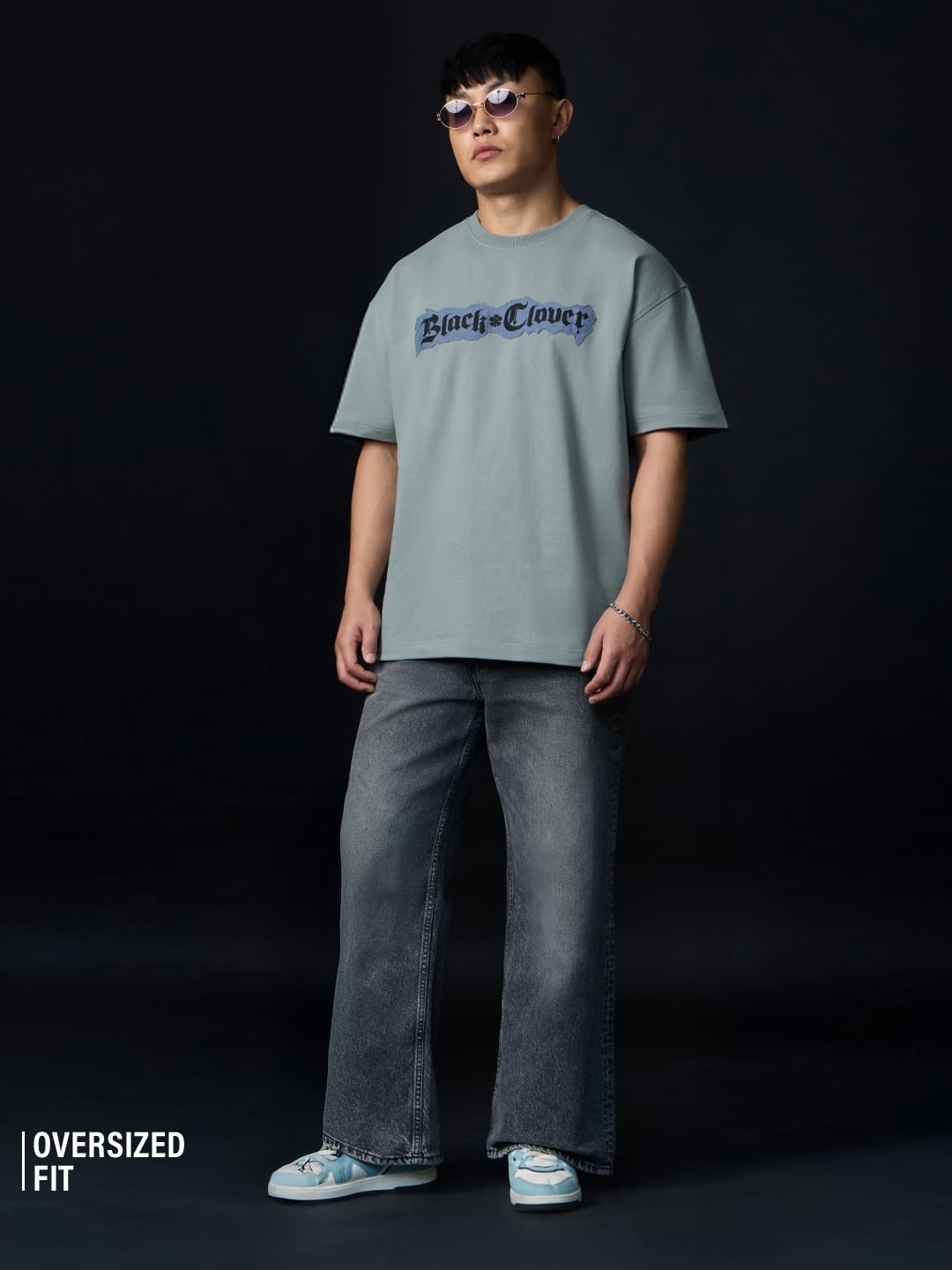 The Souled Store Black Clover Bulls T-Shirt für Herren und Jungen, Rundhalsausschnitt, grüner Grafikdruck, Anime, lässig, leicht, schulterfrei, große Baumwolle, Streetwear