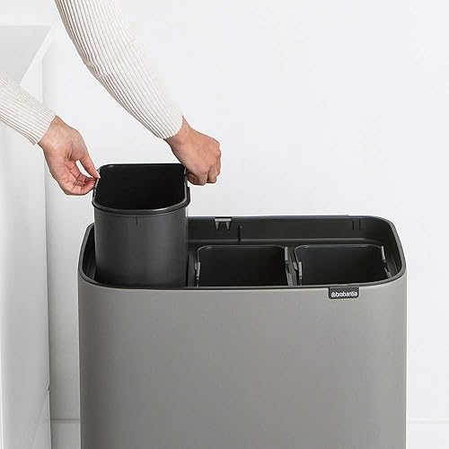 Miniatura 8 de Brabantia Bo - Cubo de basura de 3 cubos interiores de 3 galones (gris concreto mineral) cubo de basura para reciclaje, compartimentos extraíbles +