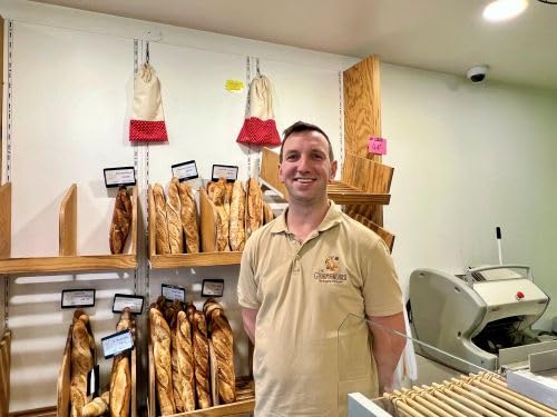 Olivier, boulanger &agrave; l'&eacute;coute de ses clients