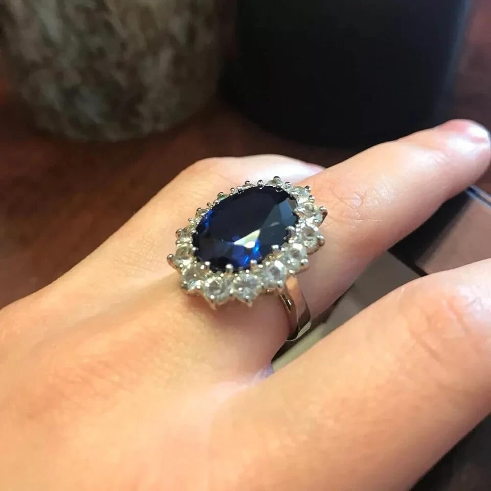 Elegant 4.40 Ct Natural Oval Sapphire and Brilliant Diamond Ring 14K Solid White Gold Classic and Luxurious Design Gift for Unique Engagement or Anniversary Ring3