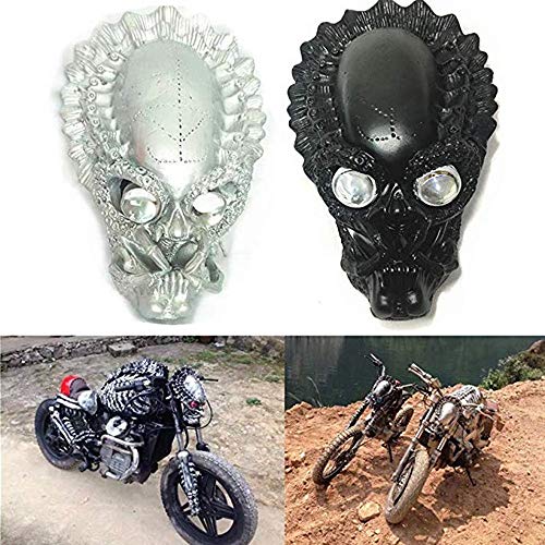 Phare LED StreetFighter crâne argenté pour métamorphoser votre moto lors des runs nocturnes