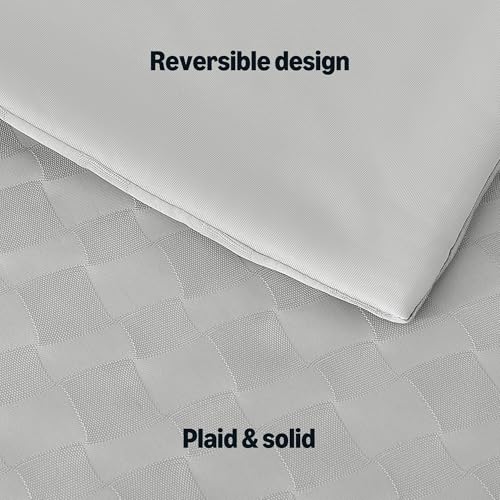 Image of Amazon Basics Cooling Comforter, Soft Lightweight Waffle Weave Blanket for Hot Sleepers, Summer & All Season Bedding to Keep Cool for Night Sweats, 106 inchx90 inch, King, Gray