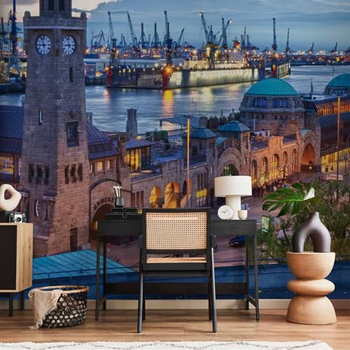 Fototapete - Tapete Stadt 250x193 cm - Foto Tapete Schlafzimmer Wohnzimmer Moderne Vliestapete XXL Wandtapete Motivtapeten Bildtapete 3d Effekt Wand Dekoration - Hamburg Hafen Fluss Uhr 100404-154