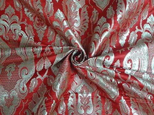 Tissu brocart lourd rouge pour robe de soiree et nappe de fete