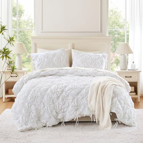 Intelligent Design Puffy Floral Shabby Chic White Queen Comforter Set, 3pc - image 1