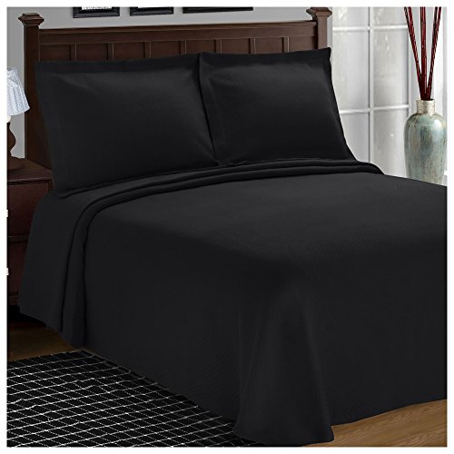 Image of BNM Oversized Solitaire Matelasse Cotton Bedspread, Jacquard Weave, Soft and Breathable, All-Season, Cozy and Lightweight, Perfect for Master or Guest Bedroom, Matching Pillow Shams, Black, Queen