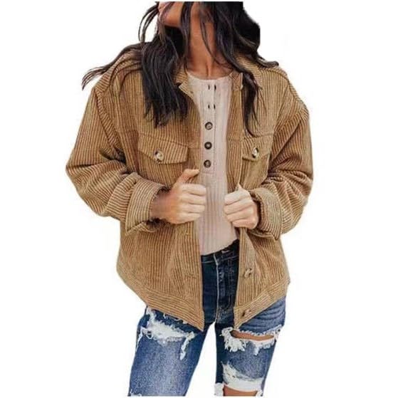 Manteau tendance pour femme coupe structurée unie à manches longues et finitions boutons