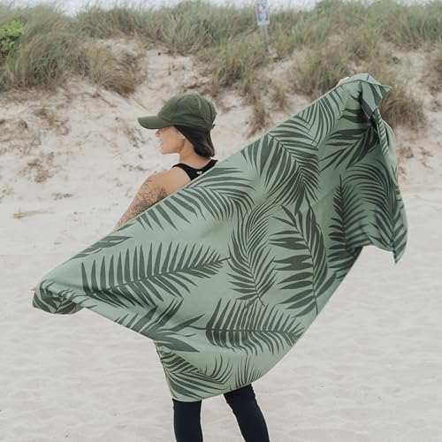 Image of Sprints Athletic Running Towel, Full-Sized, Car Seat Cover - Performance Microfiber (Garden of Races Past)