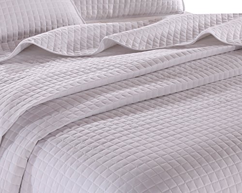 Everest Supply Full White Solid Color Box Stitch Quilted Bedspread Coverlet 86 By 86 Inches Plus 2 Standard Shams 20 By 26 Inch Breathable Reversible Bed Cover For Homes,Hotels,Motels, Rentals 4 Lbs #TOP1