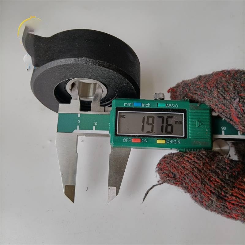 7025-6204 Escalator Step Roller 70x25x6204 Black OD70mm H25mm ID20mm Bearing 6204